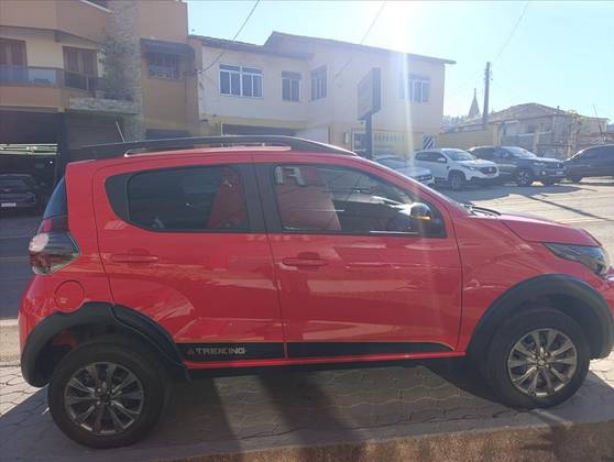 FIAT MOBI 1.0 FIREFLY FLEX TREKKING MANUAL FIAT MOBI 1.0 FIREFLY FLEX TREKKING MANUAL